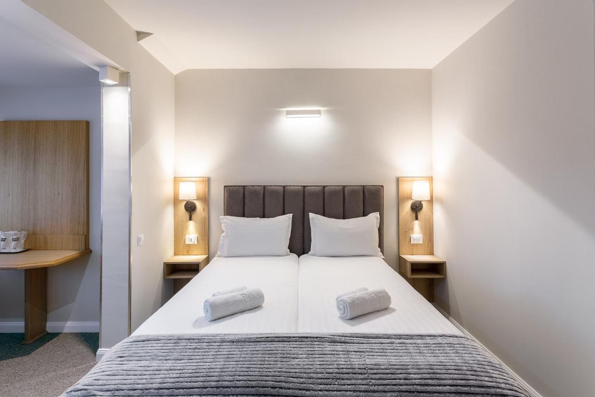 Hotel Genesis By Eden Predeal Esterno foto
